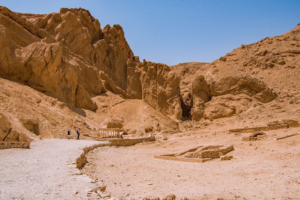 Tour to Luxor from Aswan by vehicle