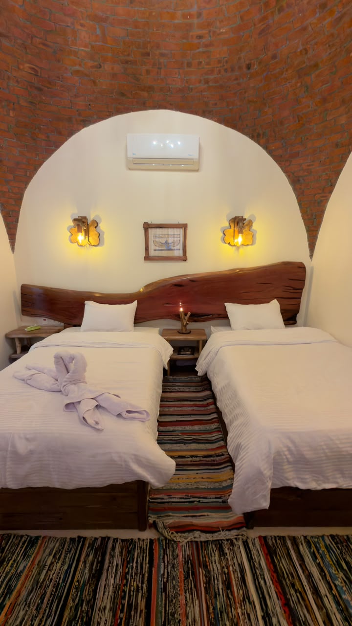 King Sahure Pyramids View Inn — 2